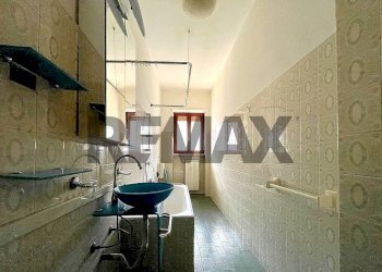 One-room apartment Regio Parco, Torino, Torino (neighborhood Regio Parco) - photo 18