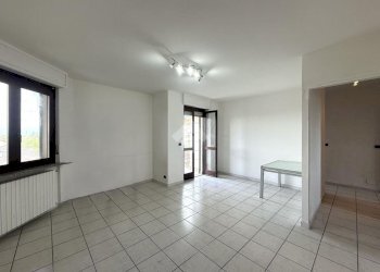Four-room apartment Via Bertacchi, Piossasco - photo 8