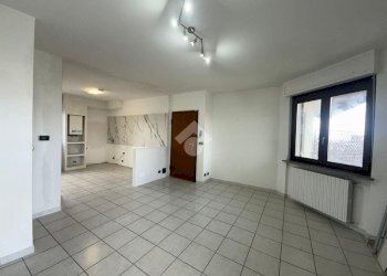 Four-room apartment Via Bertacchi, Piossasco - photo 11