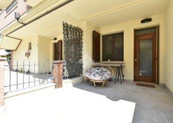 Two-room apartment Via Provinciale le Uso, Borghi - photo 1