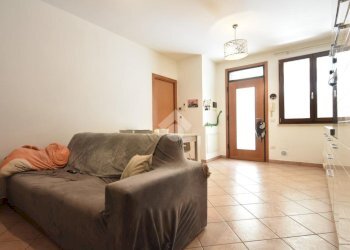 Two-room apartment Via Provinciale le Uso, Borghi - photo 10