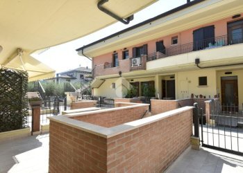 Two-room apartment Via Provinciale le Uso, Borghi - photo 19