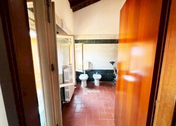 Three-room apartment Via Cappi, Castelfranco Emilia - photo 8