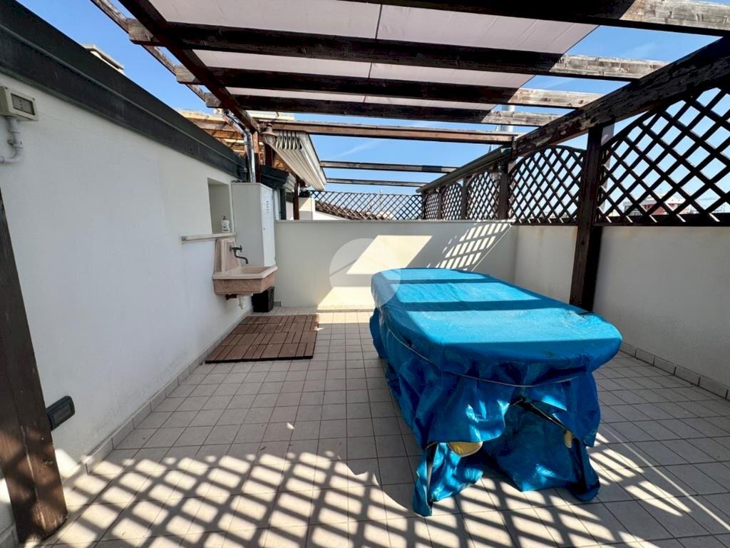 Three-room apartment Viale regina elena, Rimini - photo 2