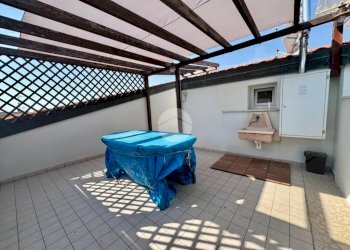 Three-room apartment Viale regina elena, Rimini - photo 1