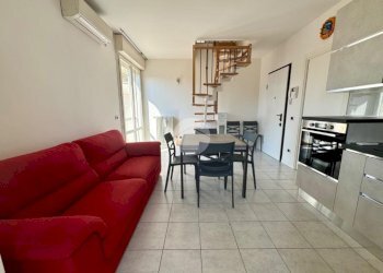 Three-room apartment Viale regina elena, Rimini - photo 3