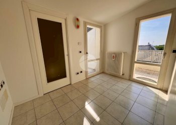 Three-room apartment Viale regina elena, Rimini - photo 15