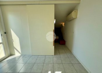 Three-room apartment Viale regina elena, Rimini - photo 16