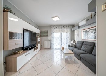 Three-room apartment Via Pio Donati, Castelnuovo Rangone - photo 7