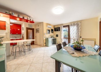 Three-room apartment Via Croce, Castelvetro di Modena - photo 4