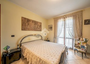 Three-room apartment Via Croce, Castelvetro di Modena - photo 13