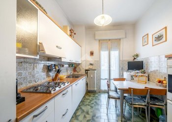 Three-room apartment Via La Spezia, Parma - photo 17