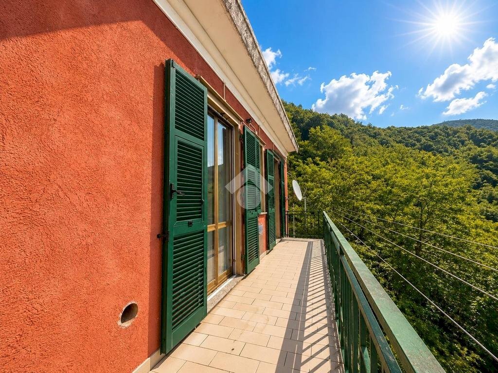 Quadrilocale Via monte timone, Genova (zona Sestri Ponente) - foto 1