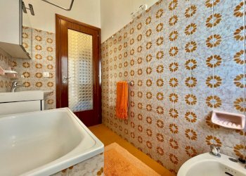 Foto 16 - Two-room apartment Pietra Ligure - photo 16