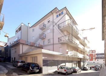 Foto 1 - Three-room apartment Via Camponeschi
5, L'Aquila - photo 1