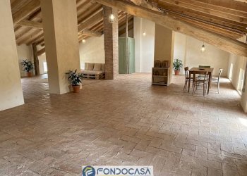 I.A. - Attic 2/4, Brandico - photo 2