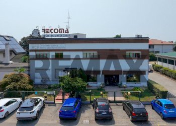 Edificio all\'aperto - Laboratorio Viale Leonardo Da Vinci
249, Trezzano sul Naviglio - foto 3