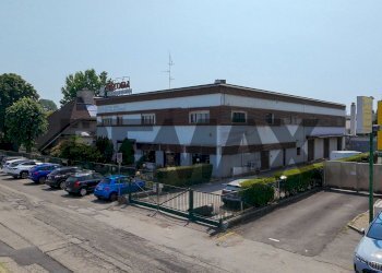 Edificio all\'aperto - Laboratorio Viale Leonardo Da Vinci
249, Trezzano sul Naviglio - foto 4