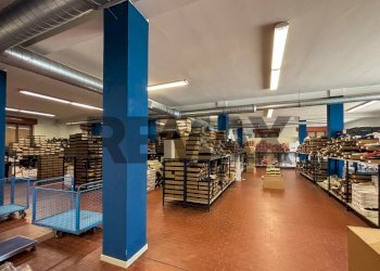 Dispensa di stoccaggio - Laboratorio Viale Leonardo Da Vinci
249, Trezzano sul Naviglio - foto 11