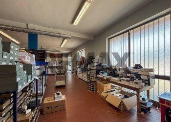 Dispensa di stoccaggio - Laboratorio Viale Leonardo Da Vinci
249, Trezzano sul Naviglio - foto 12