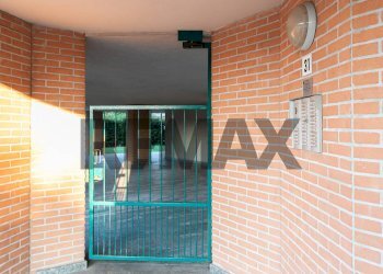 Edificio all\'aperto - One-room apartment via Romagna
 
14, Legnano - photo 13