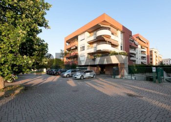 Edificio all\'aperto - One-room apartment via Romagna
 
14, Legnano - photo 15