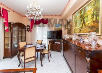 Sala da pranzo - Appartamento Via Del Frantoio
 
13, Catania - foto 9