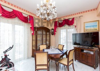 Sala da pranzo - Appartamento Via Del Frantoio
 
13, Catania - foto 11