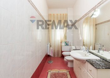 Bagno - Appartamento Via Del Frantoio
 
13, Catania - foto 12