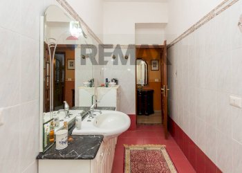 Bagno - Appartamento Via Del Frantoio
 
13, Catania - foto 13