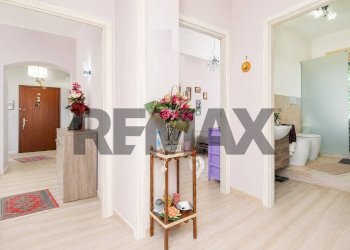 Hall / corridoio - Three-room apartment Via Lorenzo Bufali
 
2, Belpasso - photo 14