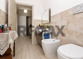 Bagno - Three-room apartment Via Lorenzo Bufali
 
2, Belpasso - photo 16