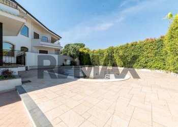 Terrazza - Villa Via Giovanni Pascoli
 
19, Aci Sant'Antonio - photo 5