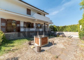 Casa all\'aperto - Villa Via Giovanni Pascoli
 
19, Aci Sant'Antonio - photo 7
