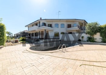 Casa all\'aperto - Villa Via Giovanni Pascoli
 
19, Aci Sant'Antonio - photo 8