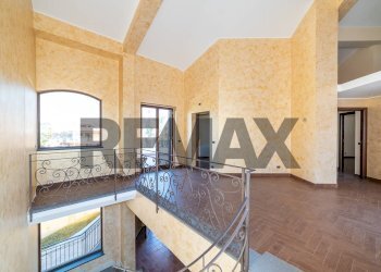 Stanza vuota - Villa Via Giovanni Pascoli
 
19, Aci Sant'Antonio - photo 14