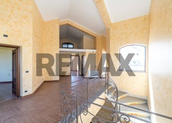 Ricezione / Lobby - Villa Via Giovanni Pascoli
 
19, Aci Sant'Antonio - photo 15