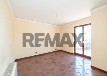 Stanza vuota - Villa Via Giovanni Pascoli
 
19, Aci Sant'Antonio - photo 23