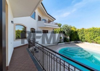 Piscina - Villa Via Giovanni Pascoli
 
19, Aci Sant'Antonio - photo 15