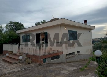Casa all\'aperto - Villa Via Collegiata
 
118, Caltagirone - foto 3