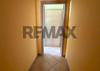 Hall / corridoio - Four-room apartment Via Giuseppe Alizzi
 
8, Riposto - photo 16