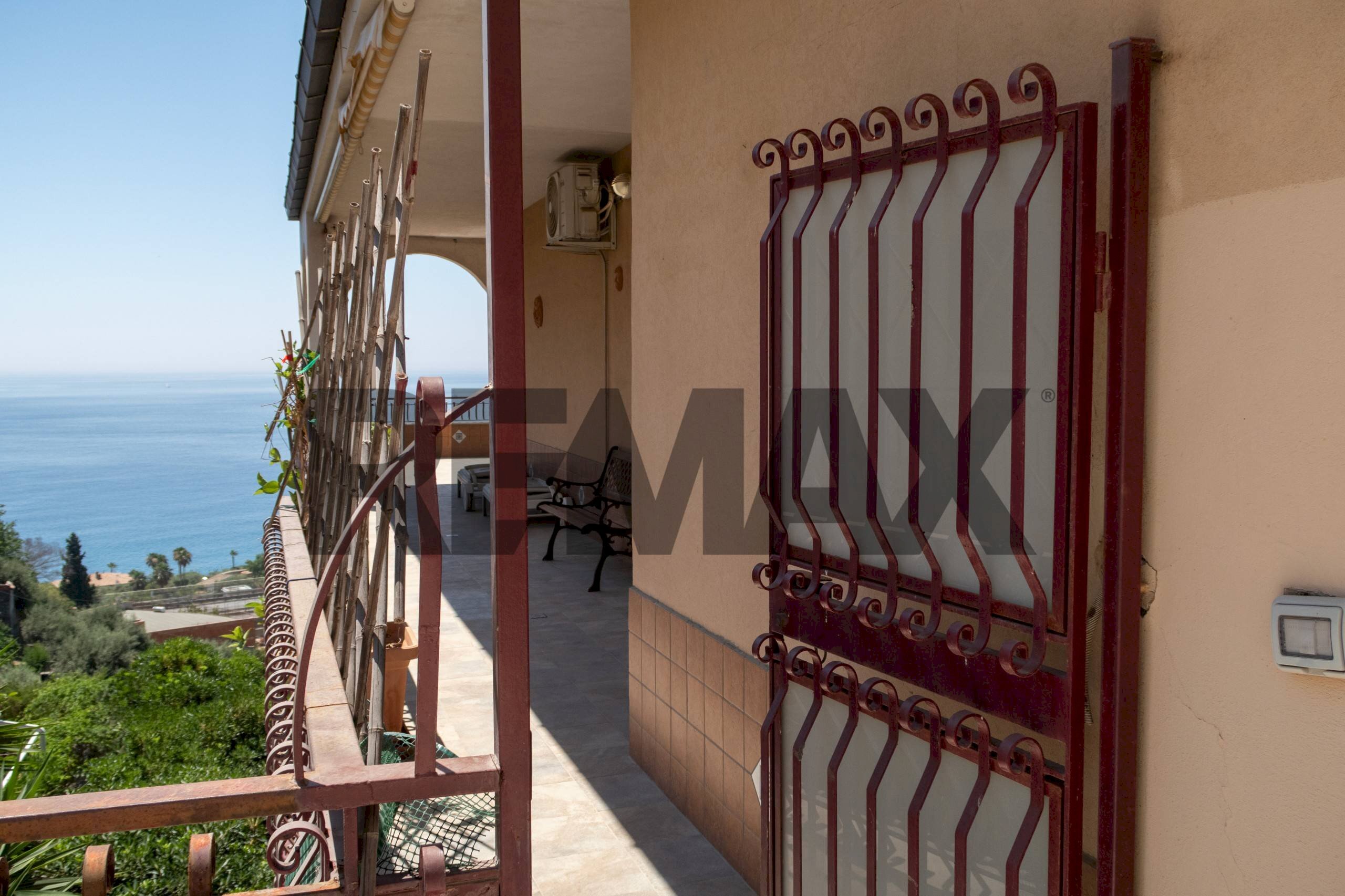 Balcone - Three-room apartment Contrada Silemi
4/6, Letojanni - photo 2