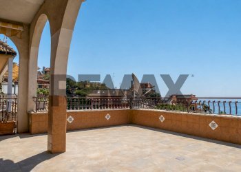 Terrazza - Three-room apartment Contrada Silemi
 
4/6, Letojanni - photo 1