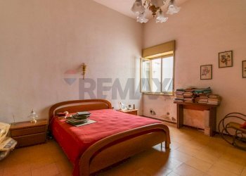 Camera / camera da letto - Four-room apartment Via Emanuele Bellia
 
116, Paterno - photo 12