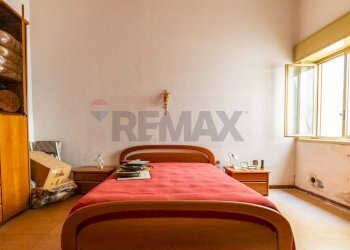 Camera / camera da letto - Four-room apartment Via Emanuele Bellia
 
116, Paterno - photo 14
