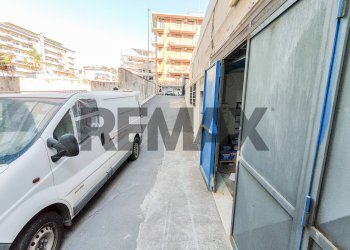 Edificio all\'aperto - Magazzino Via Anapo
61, Catania - foto 5