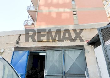 Edificio all\'aperto - Magazzino Via Anapo
61, Catania - foto 8