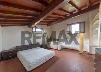 Camera / camera da letto - Quadrilocale Via Francesco Petrarca
 
8, Figline e Incisa Valdarno - foto 7