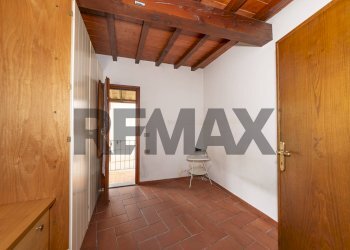 Stanza vuota - Quadrilocale Via Francesco Petrarca
 
8, Figline e Incisa Valdarno - foto 9