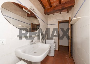Bagno - Quadrilocale Via Francesco Petrarca
 
8, Figline e Incisa Valdarno - foto 15